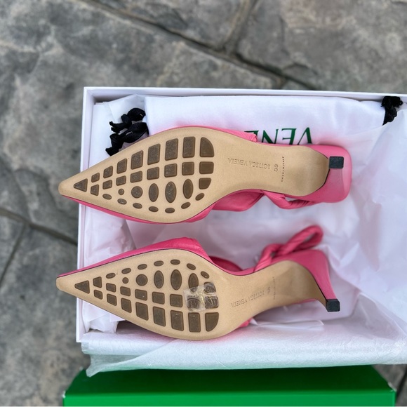 Bottega Veneta - Picture 5 of 9